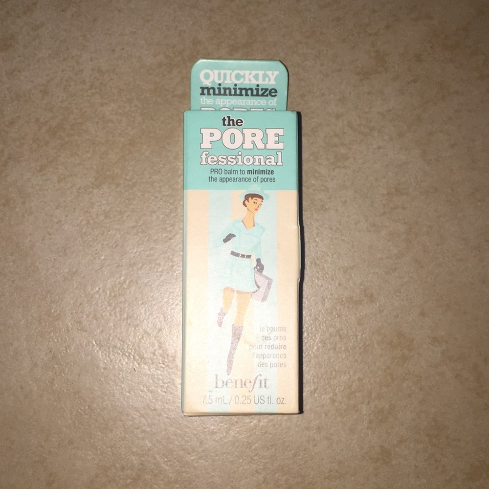 Brand new benefit porefessional travel size